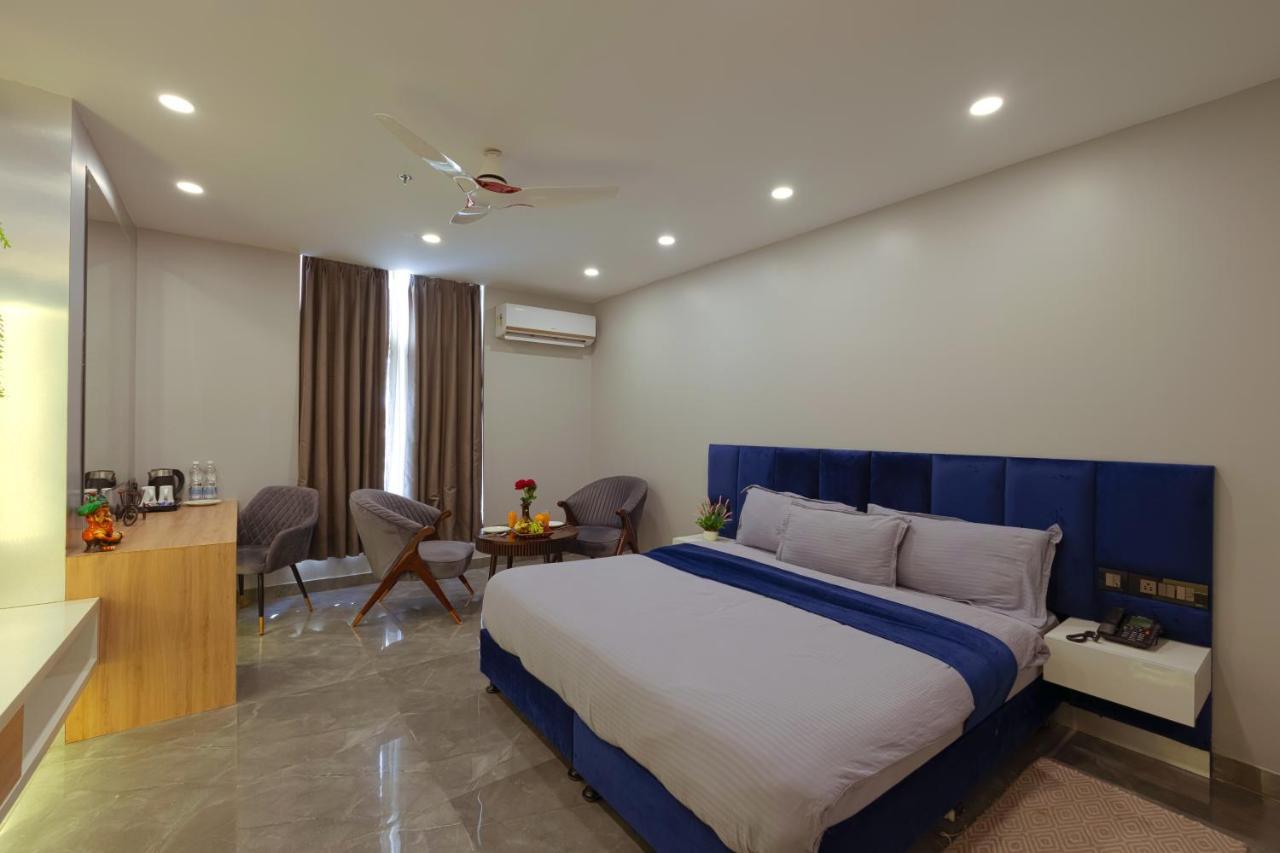 Hotel Bay Laurel Retreat Faridabad Ngoại thất bức ảnh